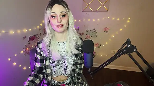 Starr1123 online show from March 6, 2026, 4:40 am