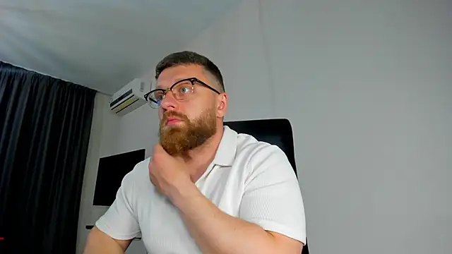Findom guy online show from May 1, 2026, 5:40 pm