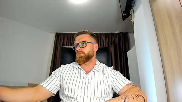 Findom guy online show from June 17, 2026, 3:33 pm