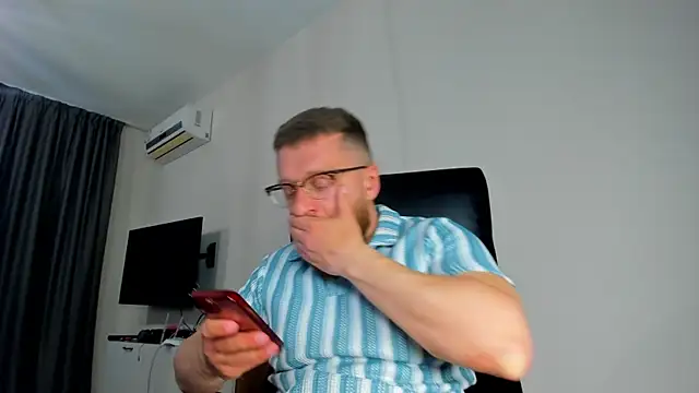 Findom guy online show from April 29, 2026, 5:30 pm