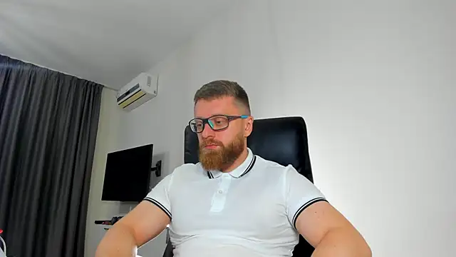 Findom guy online show from May 2, 2026, 5:51 pm