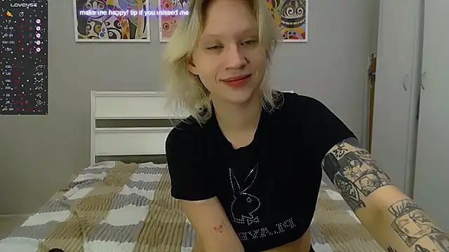 Snapshot of amelia_lye chatting on February 22, 2025, 11:57 am amelia lye online show from February 22, 2025, 11:57 am