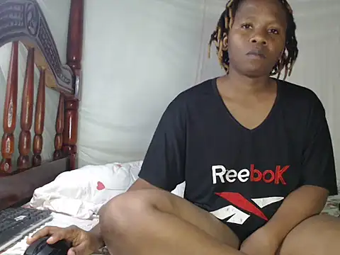 Snapshot of Queentesi chatting on March 19, 2026, 10:32 pm Queentesi online show from March 19, 2026, 10:32 pm