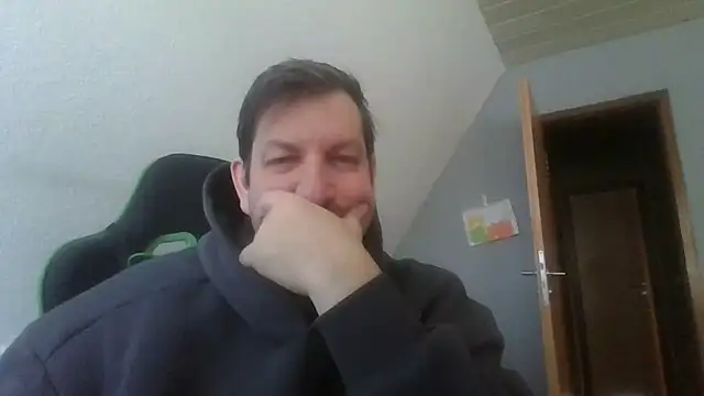 Snapshot of Golffahrer1982 chatting on February 3, 2026, 10:31 am Golffahrer1982 online show from February 3, 2026, 10:31 am