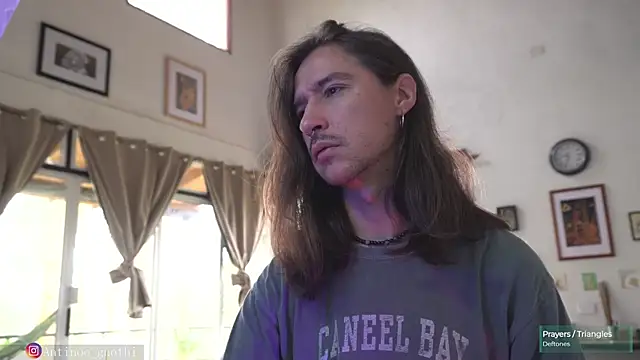 Antinoo Gnothi online show from February 6, 2025, 2:37 pm