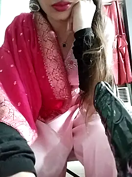 Snapshot of Noor_Darliing chatting on July 14, 2026, 3:29 pm Noor Darliing online show from July 14, 2026, 3:29 pm