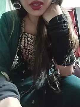 Snapshot of Noor_Darliing chatting on July 3, 2026, 3:18 pm Noor Darliing online show from July 3, 2026, 3:18 pm