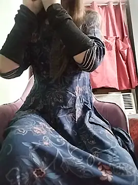 Snapshot of Noor_Darliing chatting on July 9, 2026, 3:11 pm Noor Darliing online show from July 9, 2026, 3:11 pm