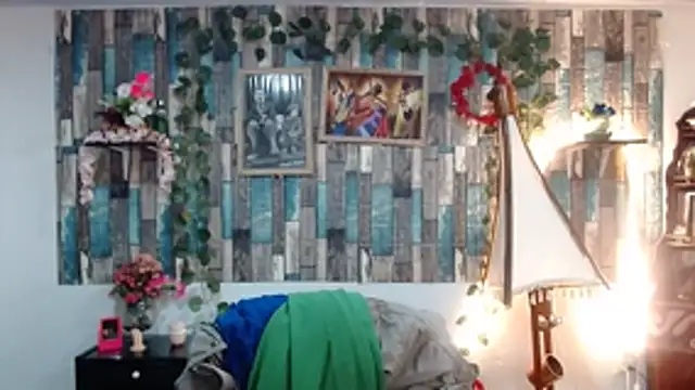 KarimaSarabe online show from October 24, 2025, 9:14 pm