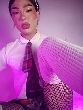 Victor-and-shelly online show from April 12, 2026, 11:57 am