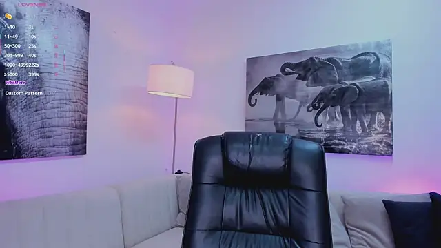 Snapshot of Ary_7 chatting on December 4, 2025, 11:42 am Ary 7 online show from December 4, 2025, 11:42 am