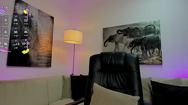 Snapshot of Ary_7 chatting on November 20, 2025, 11:33 am Ary 7 online show from November 20, 2025, 11:33 am