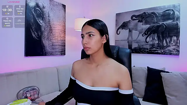 Snapshot of Ary_7 chatting on November 16, 2025, 11:37 am Ary 7 online show from November 16, 2025, 11:37 am