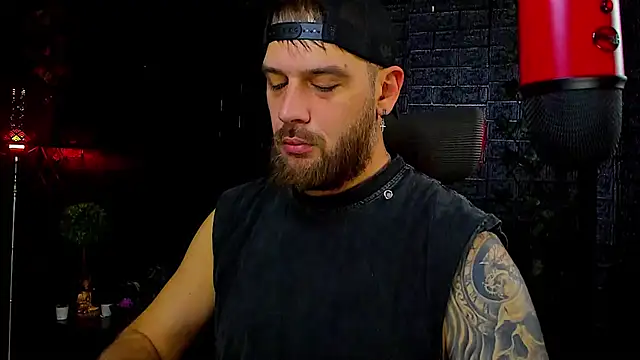 LexXHardy online show from October 16, 2025, 1:19 pm