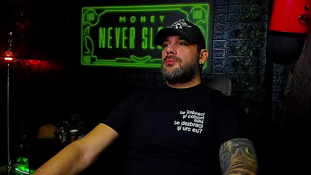 LexXHardy online show from September 25, 2025, 7:31 pm