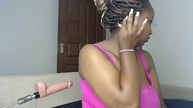 Snapshot of NIKKIE_LOVE chatting on June 18, 2026, 9:14 am NIKKIE LOVE online show from June 18, 2026, 9:14 am