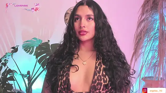 Snapshot of Anngel_1 chatting on October 21, 2025, 7:46 pm Anngel 1 online show from October 21, 2025, 7:46 pm