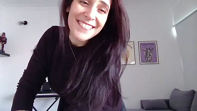 Lilith  D online show from September 25, 2025, 1:06 pm