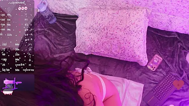 Snapshot of angel_rouse_ chatting on October 18, 2025, 3:08 am angel rouse online show from October 18, 2025, 3:08 am