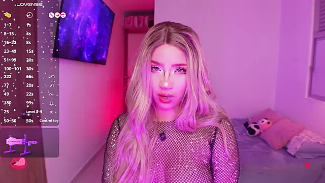 Snapshot of angel_rouse_ chatting on October 1, 2025, 11:41 pm angel rouse online show from October 1, 2025, 11:41 pm