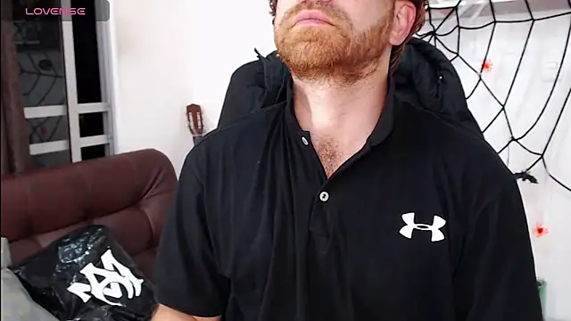 Snapshot of michacosio chatting on October 21, 2025, 2:44 am michacosio online show from October 21, 2025, 2:44 am