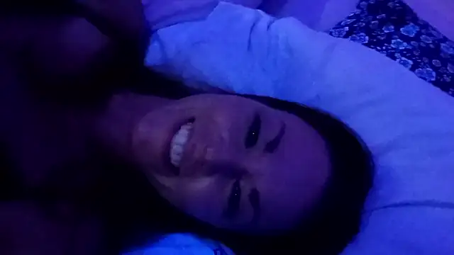 Snapshot of cammyquart chatting on November 24, 2025, 2:22 am cammyquart online show from November 24, 2025, 2:22 am