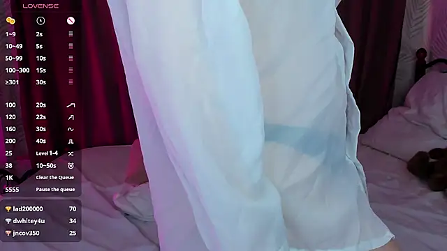 Snapshot of Linda_Bryant chatting on February 23, 2025, 3:45 am Linda Bryant online show from February 23, 2025, 3:45 am