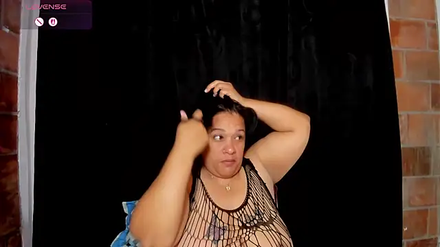 Snapshot of Sofie-Storm chatting on March 6, 2026, 10:43 am Sofie-Storm online show from March 6, 2026, 10:43 am