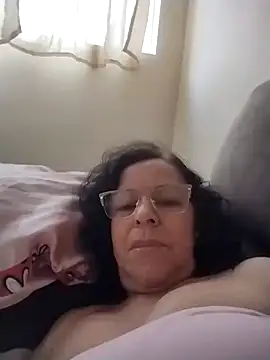 Snapshot of mariy522 chatting on October 29, 2025, 1:10 pm mariy522 online show from October 29, 2025, 1:10 pm