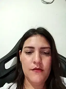 Snapshot of Mia_Hampton chatting on October 31, 2025, 1:46 am Mia Hampton online show from October 31, 2025, 1:46 am