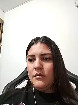 Snapshot of Mia_Hampton chatting on December 17, 2025, 10:26 pm Mia Hampton online show from December 17, 2025, 10:26 pm