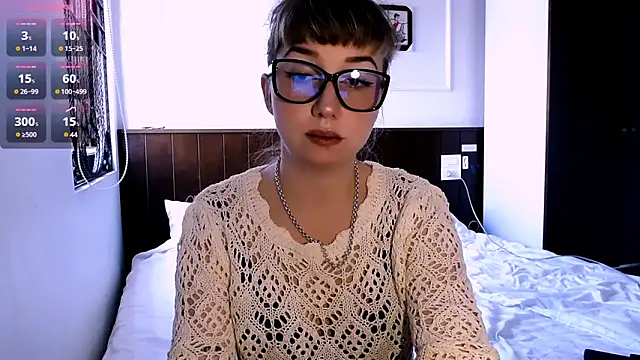 Snapshot of Cosmo_Riri chatting on January 26, 2025, 5:23 am Cosmo Riri online show from January 26, 2025, 5:23 am