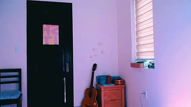 Snapshot of Cosmo_Riri chatting on March 12, 2026, 8:40 am Cosmo Riri online show from March 12, 2026, 8:40 am