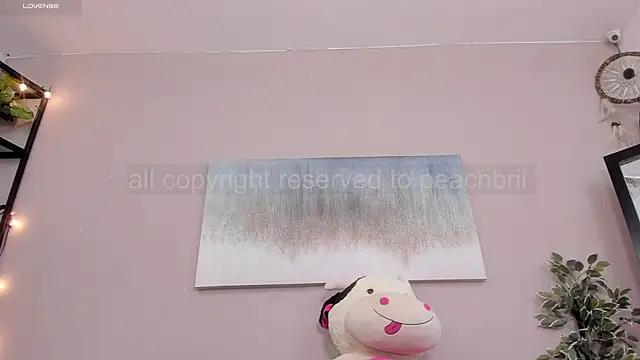 Snapshot of Briana_Wells_ chatting on November 29, 2025, 1:33 pm Briana Wells online show from November 29, 2025, 1:33 pm