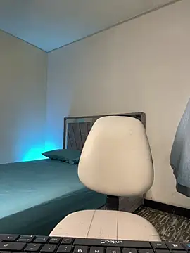 Leticia goddes online show from March 6, 2026, 1:39 pm