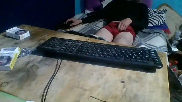 malekon76 online show from May 7, 2026, 1:14 pm