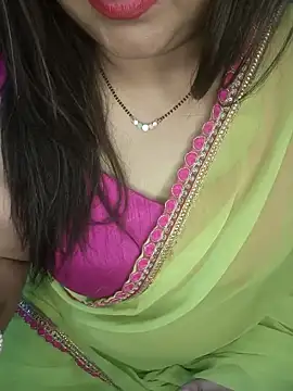 Snapshot of Indian_hotmilfs chatting on February 16, 2025, 5:48 am Indian hotmilfs online show from February 16, 2025, 5:48 am
