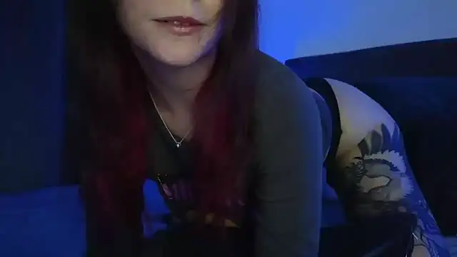Snapshot of Durghetta chatting on February 26, 2025, 9:20 pm Durghetta online show from February 26, 2025, 9:20 pm
