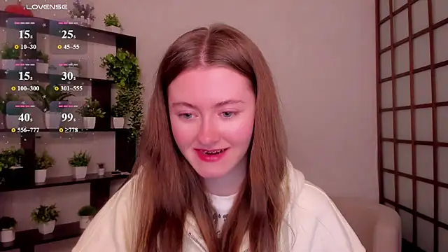 Snapshot of KateCuddle chatting on April 28, 2026, 2:38 am KateCuddle online show from April 28, 2026, 2:38 am