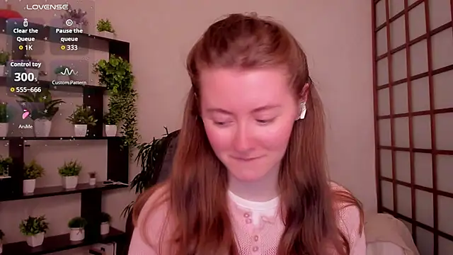 Snapshot of KateCuddle chatting on May 1, 2026, 2:49 am KateCuddle online show from May 1, 2026, 2:49 am