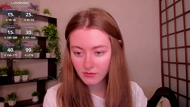 Snapshot of KateCuddle chatting on May 6, 2026, 2:04 am KateCuddle online show from May 6, 2026, 2:04 am