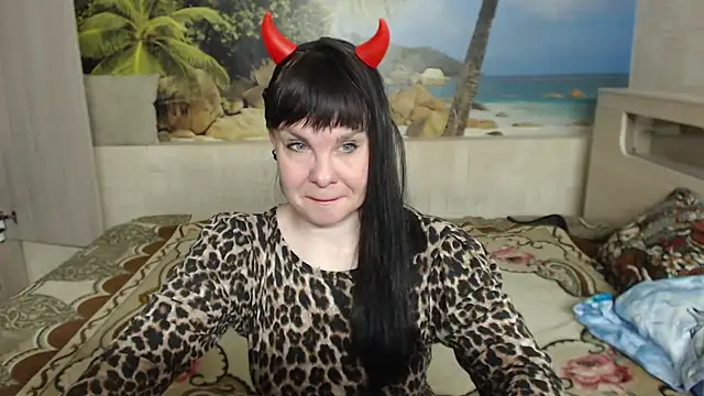 Aphelandra online show from February 9, 2026, 5:44 pm