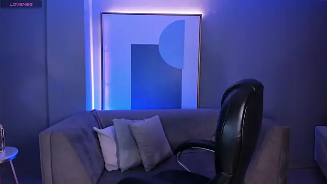 KendraClarkX online show from April 6, 2026, 4:41 am