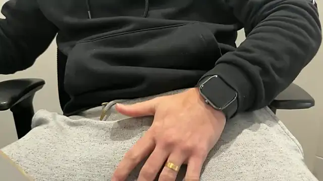 Snapshot of rickyi2023 chatting on March 19, 2026, 2:17 pm rickyi2023 online show from March 19, 2026, 2:17 pm