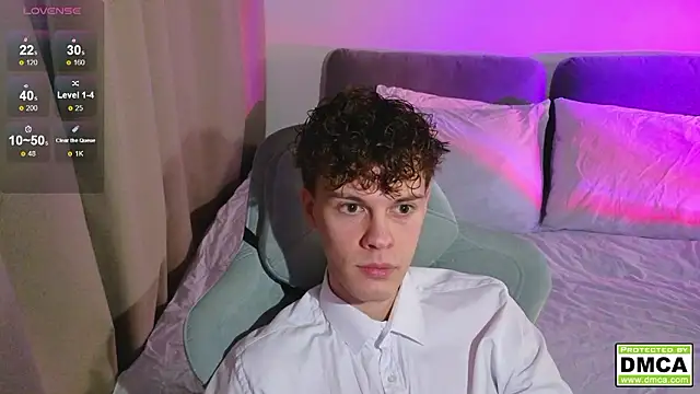 cute thomas online show from February 11, 2026, 3:01 pm