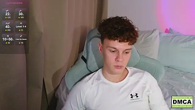 Snapshot of cute_thomas chatting on December 4, 2025, 7:46 pm cute thomas online show from December 4, 2025, 7:46 pm