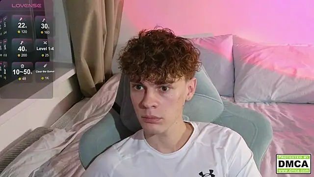 Snapshot of cute_thomas chatting on October 14, 2025, 6:52 pm cute thomas online show from October 14, 2025, 6:52 pm