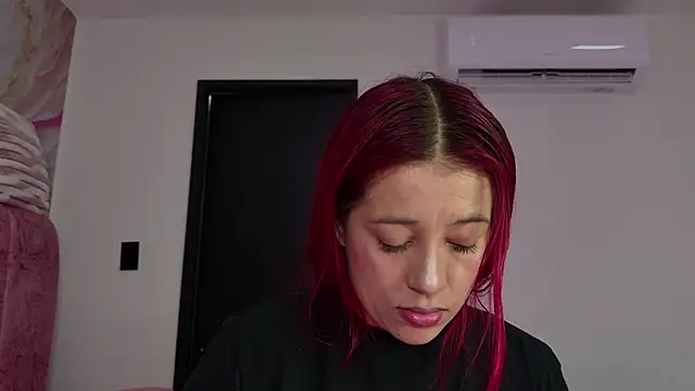 Snapshot of celeste_sea chatting on February 25, 2026, 7:14 pm celeste sea online show from February 25, 2026, 7:14 pm