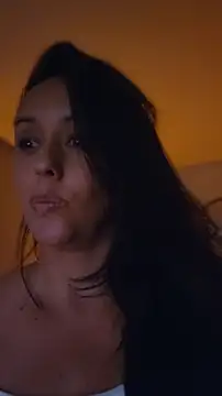 Snapshot of SaharaGarcia__ chatting on June 25, 2026, 5:23 am SaharaGarcia online show from June 25, 2026, 5:23 am