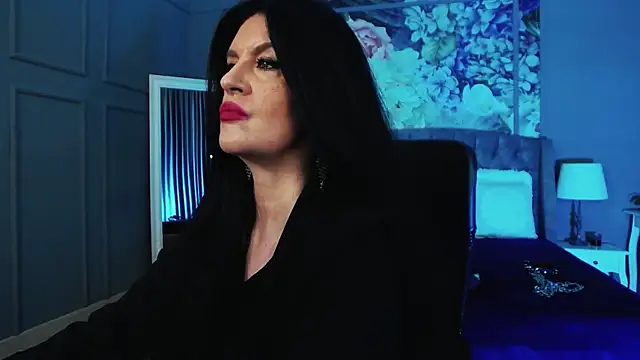 Snapshot of DomMelissaW chatting on December 3, 2025, 9:58 pm DomMelissaW online show from December 3, 2025, 9:58 pm